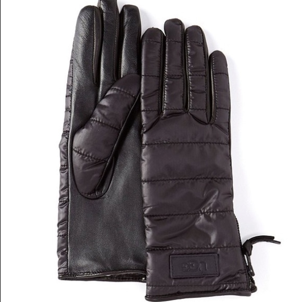 UGG gloves size small